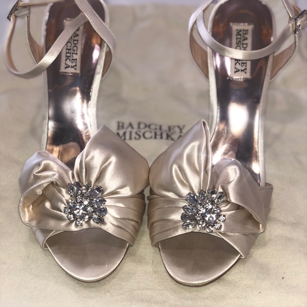 Badgley Mischka Satin Samantha Slipper Ivory